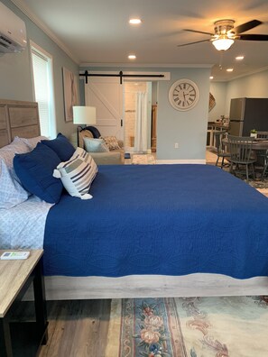 Bügeleisen/Bügelbrett, WLAN, Bettwäsche