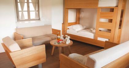 PODSREDA CASTLE APP 1 EMIN