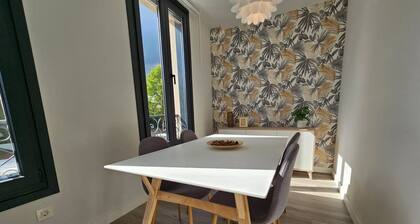 1A105 Beautiful Apartment in an Exclusive Neighborhood by R2R