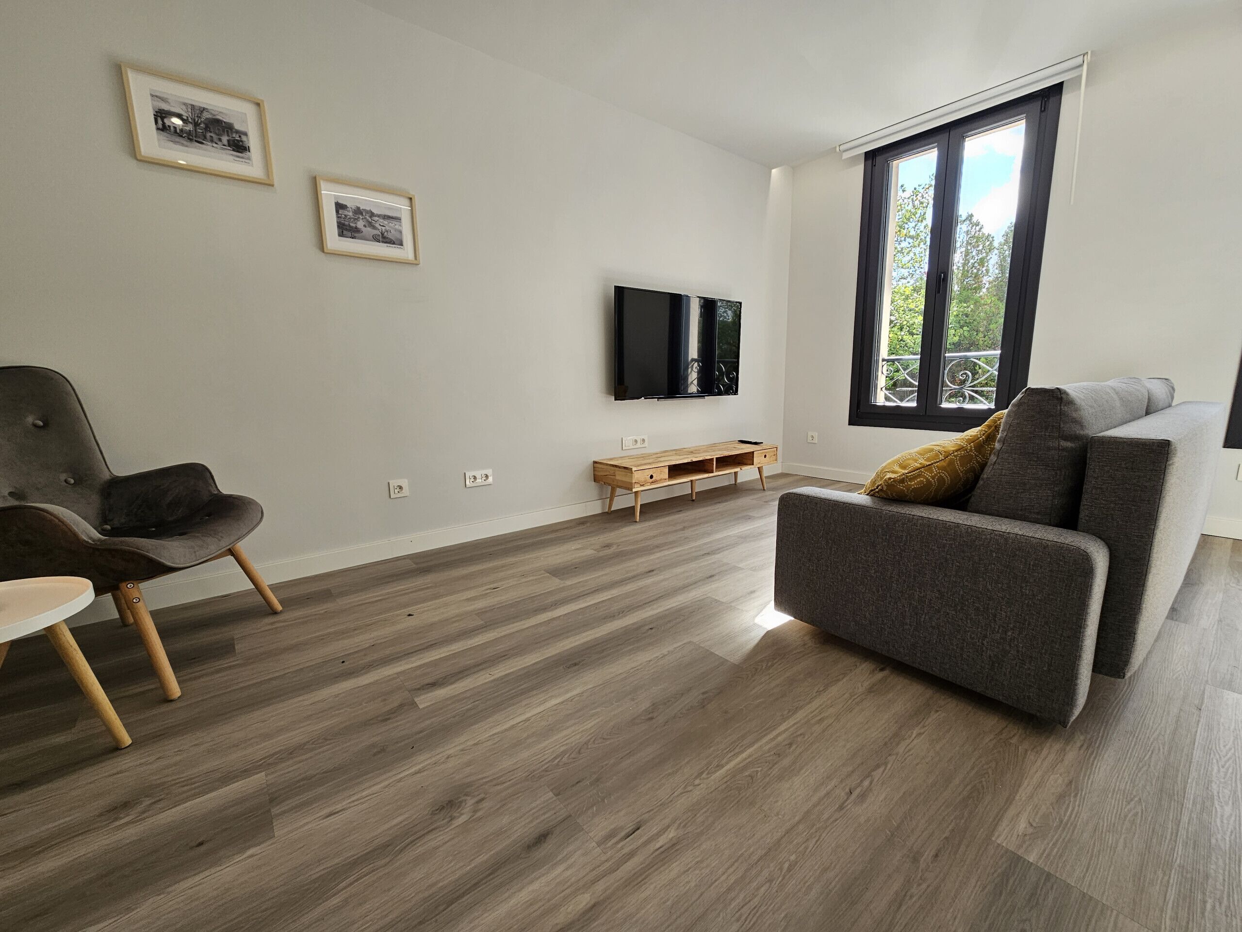 Fernseher