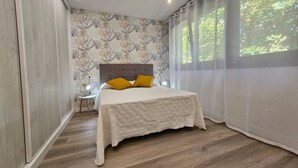 1 Schlafzimmer, Bügeleisen/Bügelbrett, kostenloses WLAN, Bettwäsche