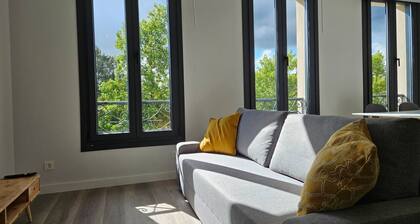 1B105 Beautiful Apartment in an Exclusive Neighborhood by R2R