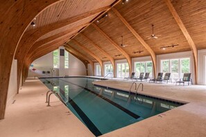 Innenpool, beheizter Pool