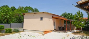Holiday Home Olivia with grill