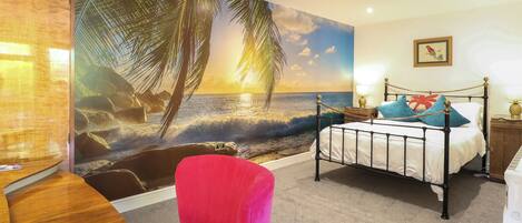 1 bedroom, individually decorated, individually furnished, free WiFi