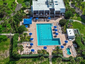 A heated pool - Full Beach View 2 Bedroom Condo (Longboat Key)