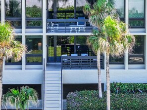 Property grounds - Full Beach View 2 Bedroom Condo (Longboat Key)