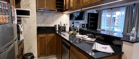 Fridge, microwave, oven, stovetop