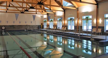 Charming condo in a resort community with pool access, tennis, a sauna & golf