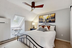 4 bedrooms, Internet, bed sheets