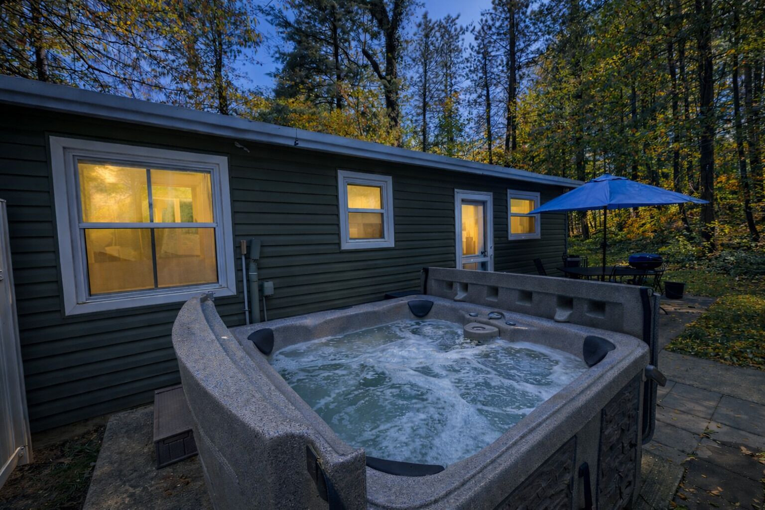 Bañera de hidromasaje exterior