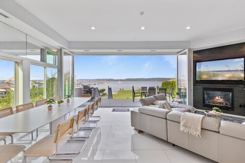 A spectacular contemporary home sits in downtown historic Piermont!