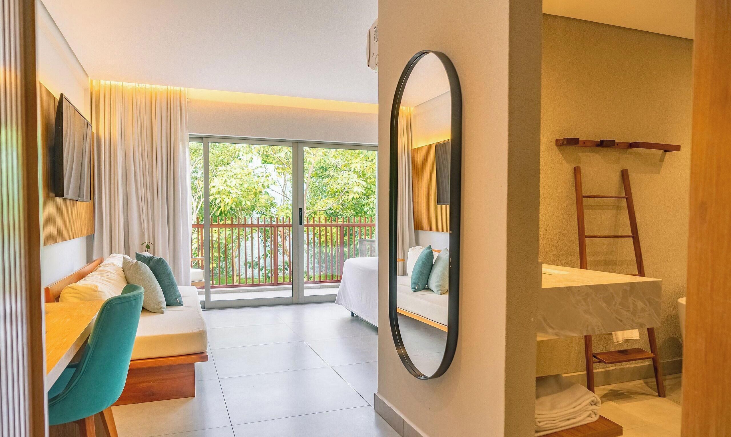 Ropa de cama de alta calidad y minibar 