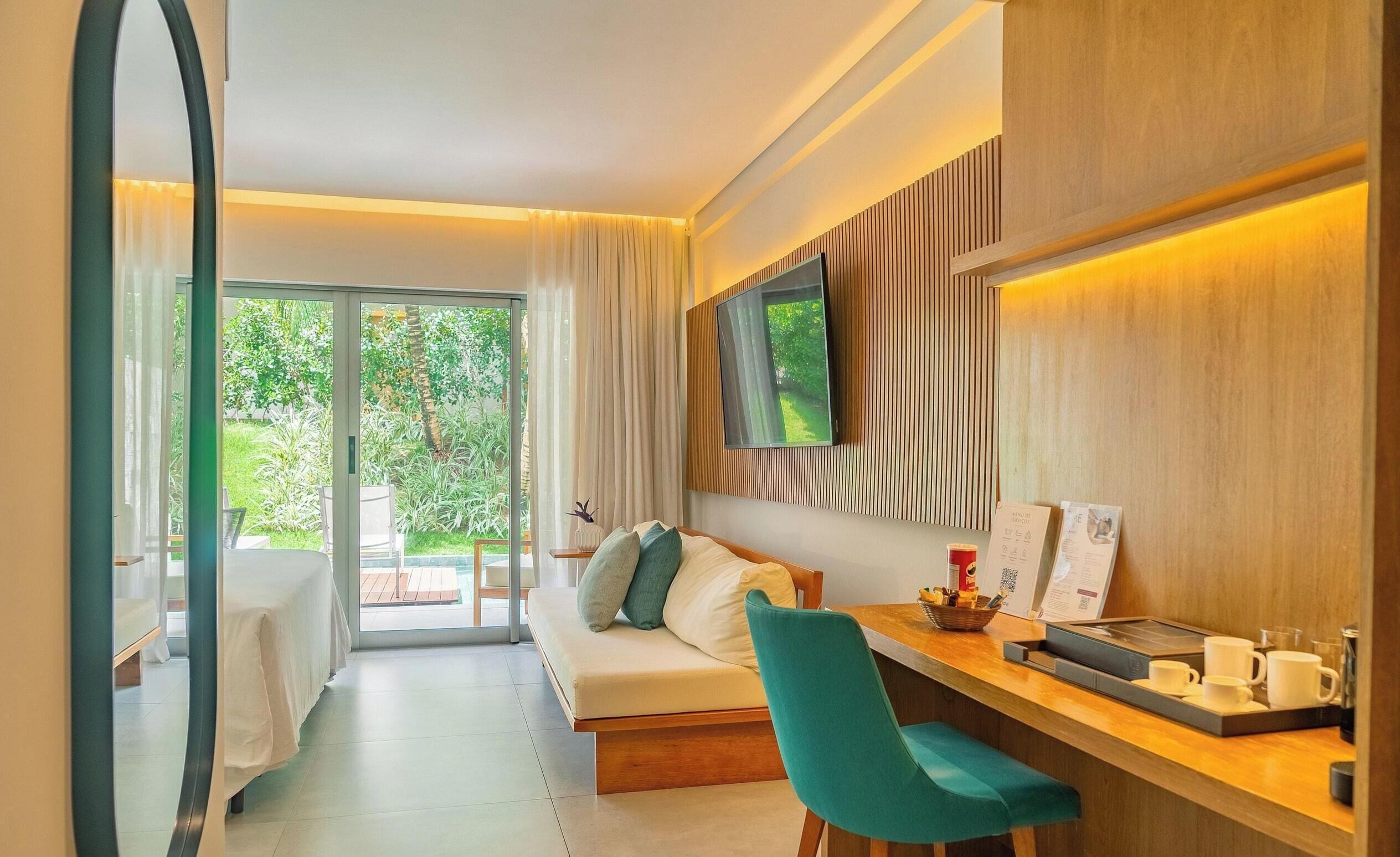 Deluxe Double Room | Premium bedding, minibar, laptop workspace, free WiFi