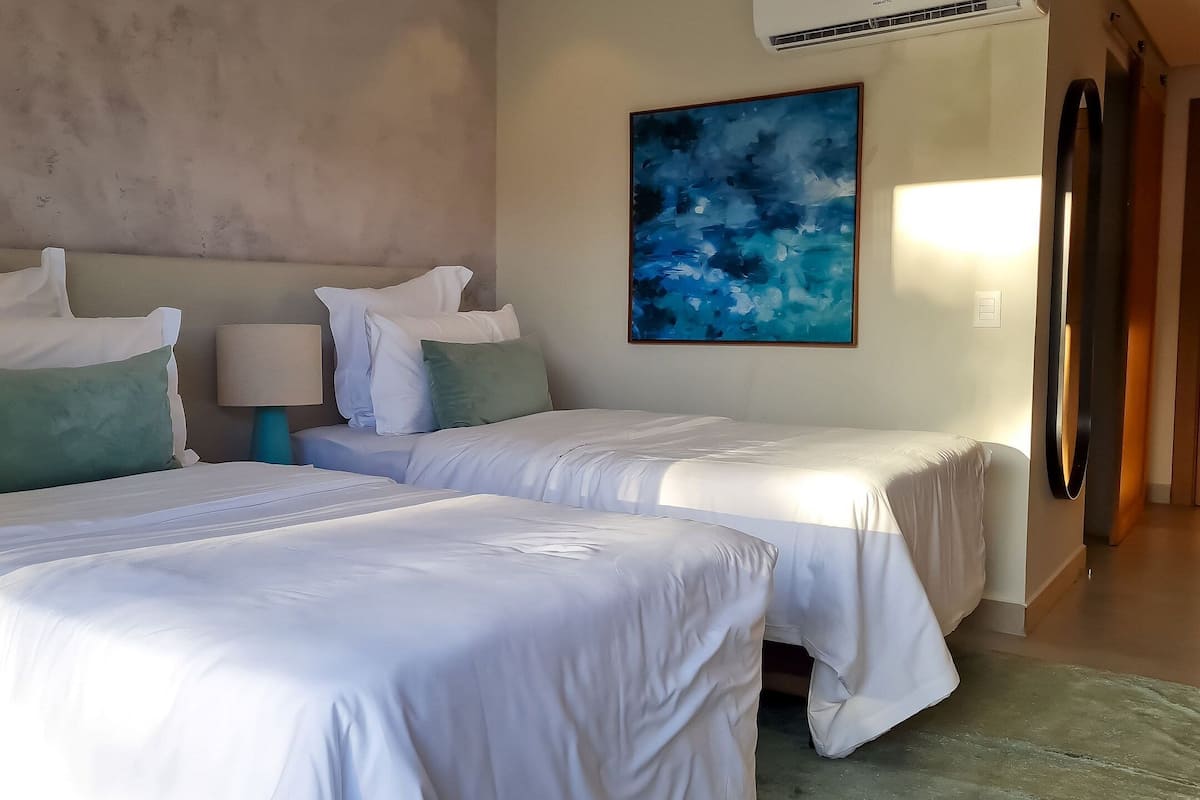 Standard Twin Room | Premium bedding, minibar, laptop workspace, free WiFi