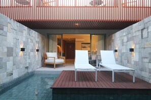 Deluxe Twin Room | Pool