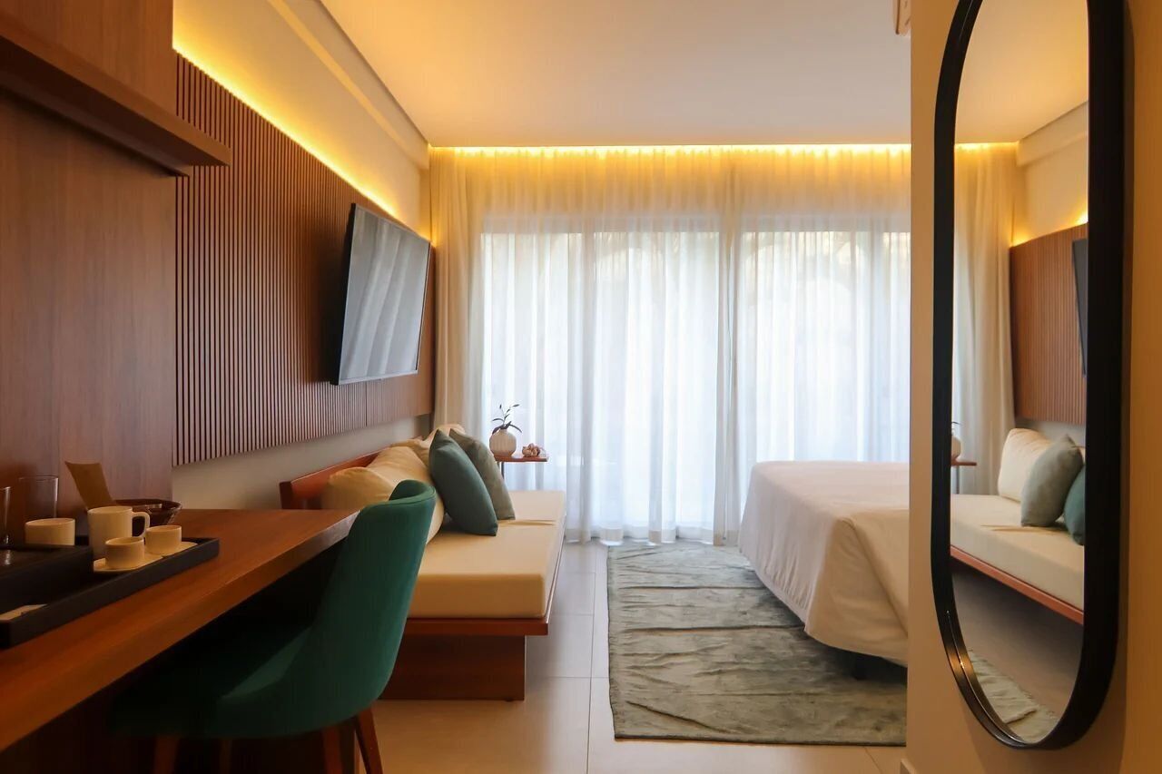 尊榮雙人房 | 高級寢具、迷你吧、筆電工作空間、免費無線上網