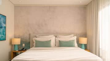Ropa de cama de alta calidad y minibar