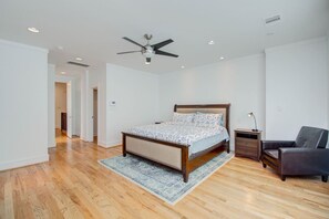 3 bedrooms, desk, iron/ironing board, WiFi