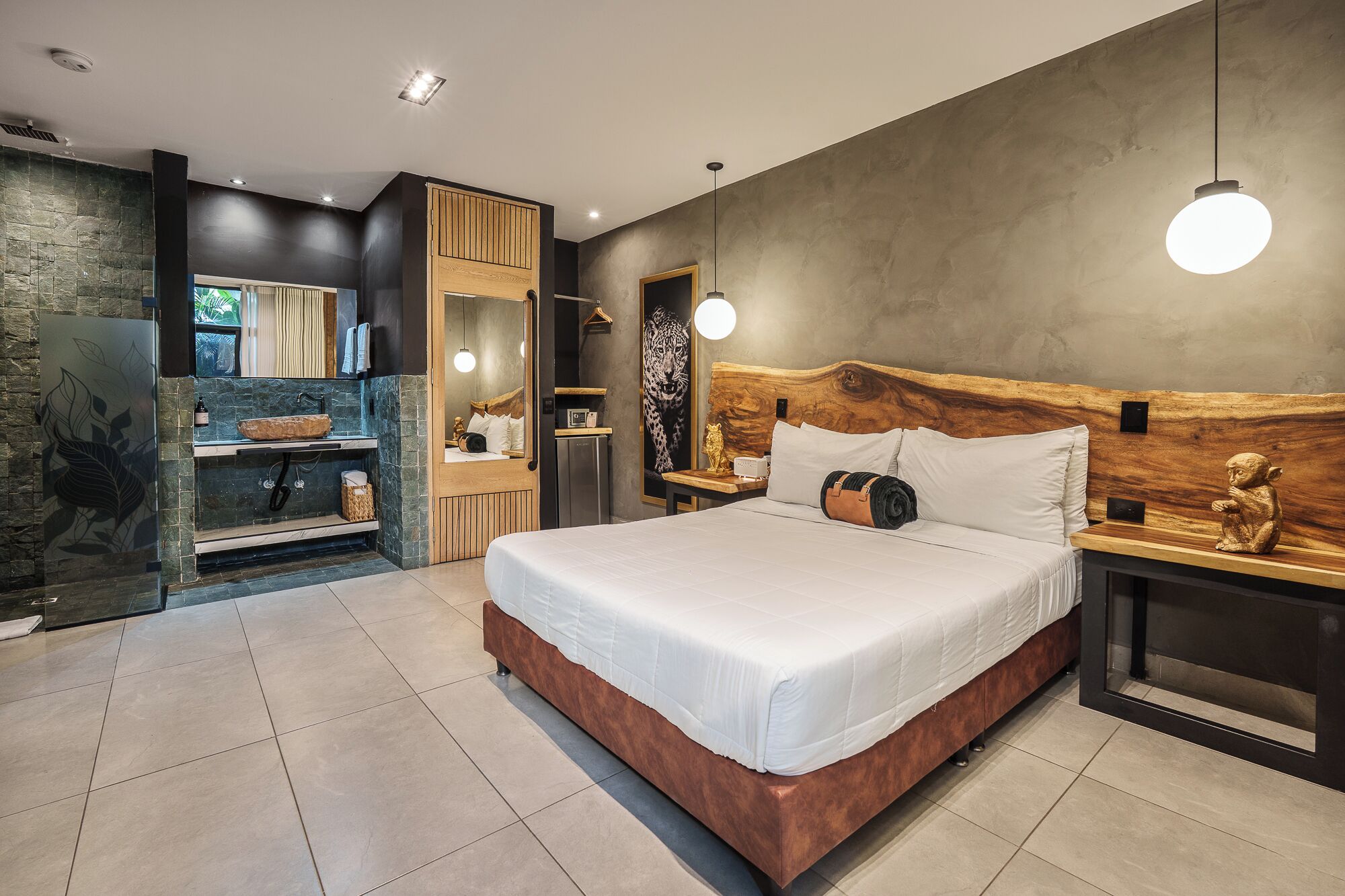 ห้องคลาสสิก | 1 ห้องนอน, โต๊ะทำงาน, พื้นที่ทำงานแบบใช้แล็ปท็อป, ห้องเก็บเสียง