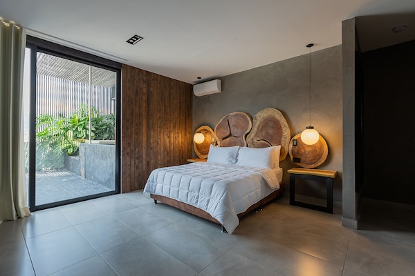 Svit Deluxe | 1 sovrum, skrivbord, arbetsyta för laptop och ljudisolering