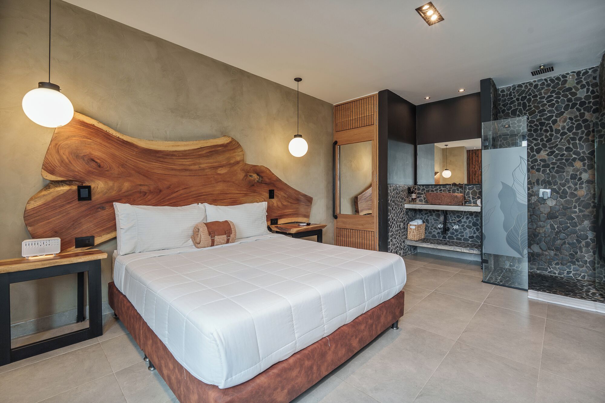 Standard Room | 1 bedroom, premium bedding, memory foam beds, desk