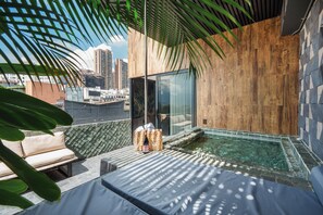 Deluxe Suite | 1 bedroom, premium bedding, memory foam beds, desk - Hotel Zelva Negra (Medellín)
