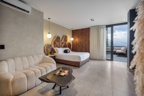 Deluxe Suite | 1 bedroom, premium bedding, memory-foam beds, desk - Hotel Zelva Negra (Medellín)