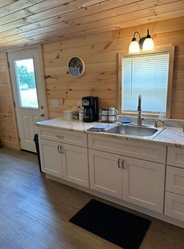 Between the Waters Rustic Retreat