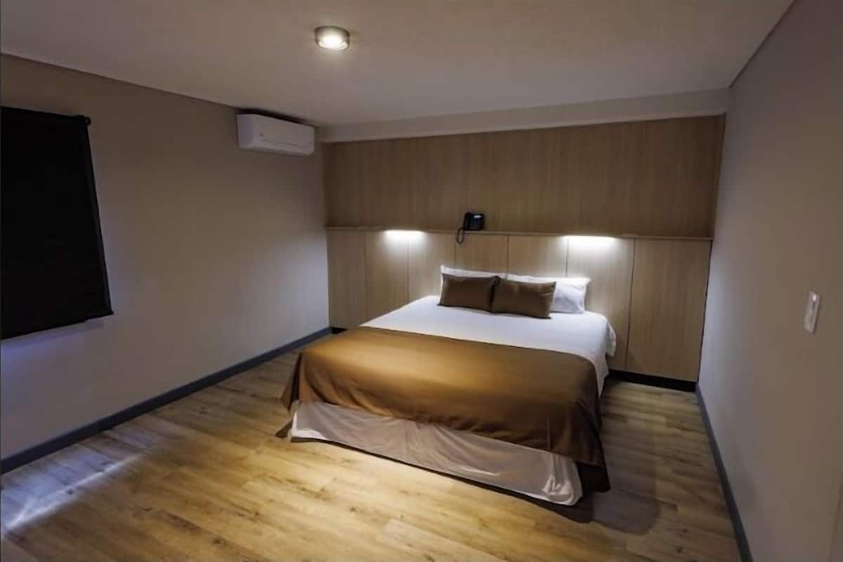 Superior Room | In-room safe, desk, blackout drapes, iron/ironing board