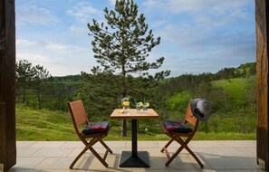 Outdoor dining - Pet friendly home in Trviz with WiFi (Trviz)