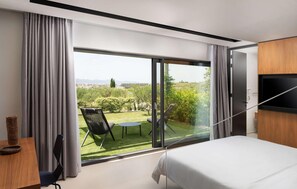 4 bedrooms, travel crib, free WiFi, bed sheets - Nice home in Zadar with sauna (Zadar)