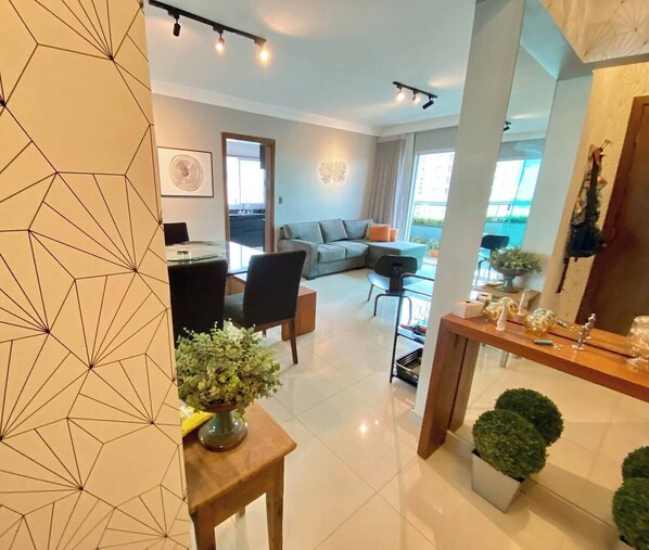 Smart TV, DVD player, books, computer monitors