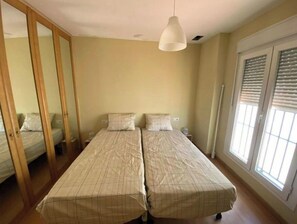 2 Schlafzimmer, Bettwäsche