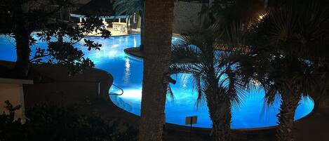 屋外プール、温水プール