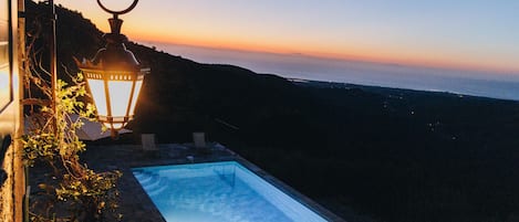 Piscine extérieure, piscine chauffée