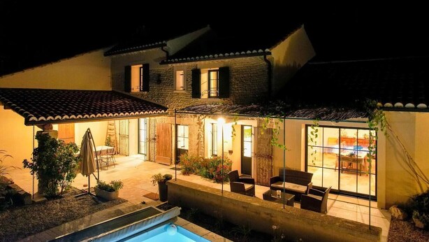A two-story house with a swimming pool, outdoor seating area, and a patio. - Awesome home in Violes (Violes)