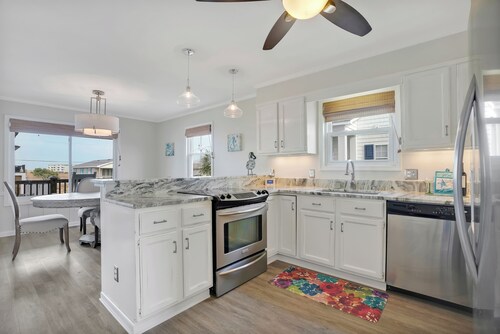 Entire 5 Bed Room Beach House 