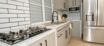 EcoMar Rentals #2: Tropical Nature, Beach & Pool