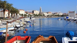 Unclassified image, 4 of 31, button - Apartments Brane - Great Location & Garden Terrace (Split)