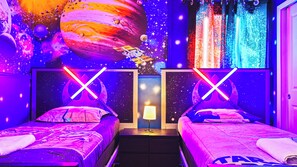 6 chambres, coffres-forts dans les chambres, fer et planche Ă repasser
