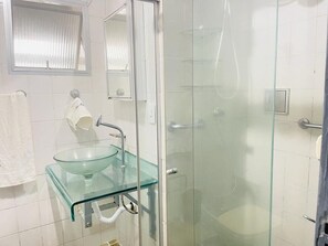 Bathroom - Apto 701 em Boa Viagem  (Recife)