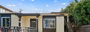 Exterior - Riviera Bay View Dream - Private Patio with Bay View, Parking & W/D! (San Diego)