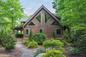 Exterior - Woodhaven | Private, Pet Friendly, Hot Tub &  Mountain View! (Black Mountain)