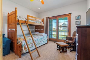 7 dormitorios, tabla de planchar con plancha, wifi gratis y ropa de cama