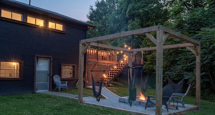 WiFi, Hot Tub, Pool Table, Pet Friendly - Huckleberry Arch in Red River Gorge