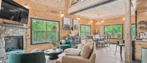 Smart-TV, peis, videospill og stereoanlegg