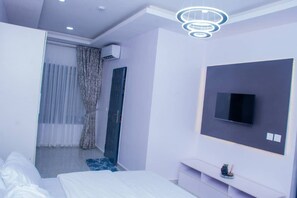 3 soverom, strykejern/-brett, wi-fi og sengetøy