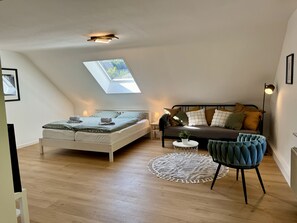 1 bedroom, free WiFi, bed sheets - Apartment 'Ferienwohnung Zur Frischen Quelle' with Wi-Fi (Eußerthal)