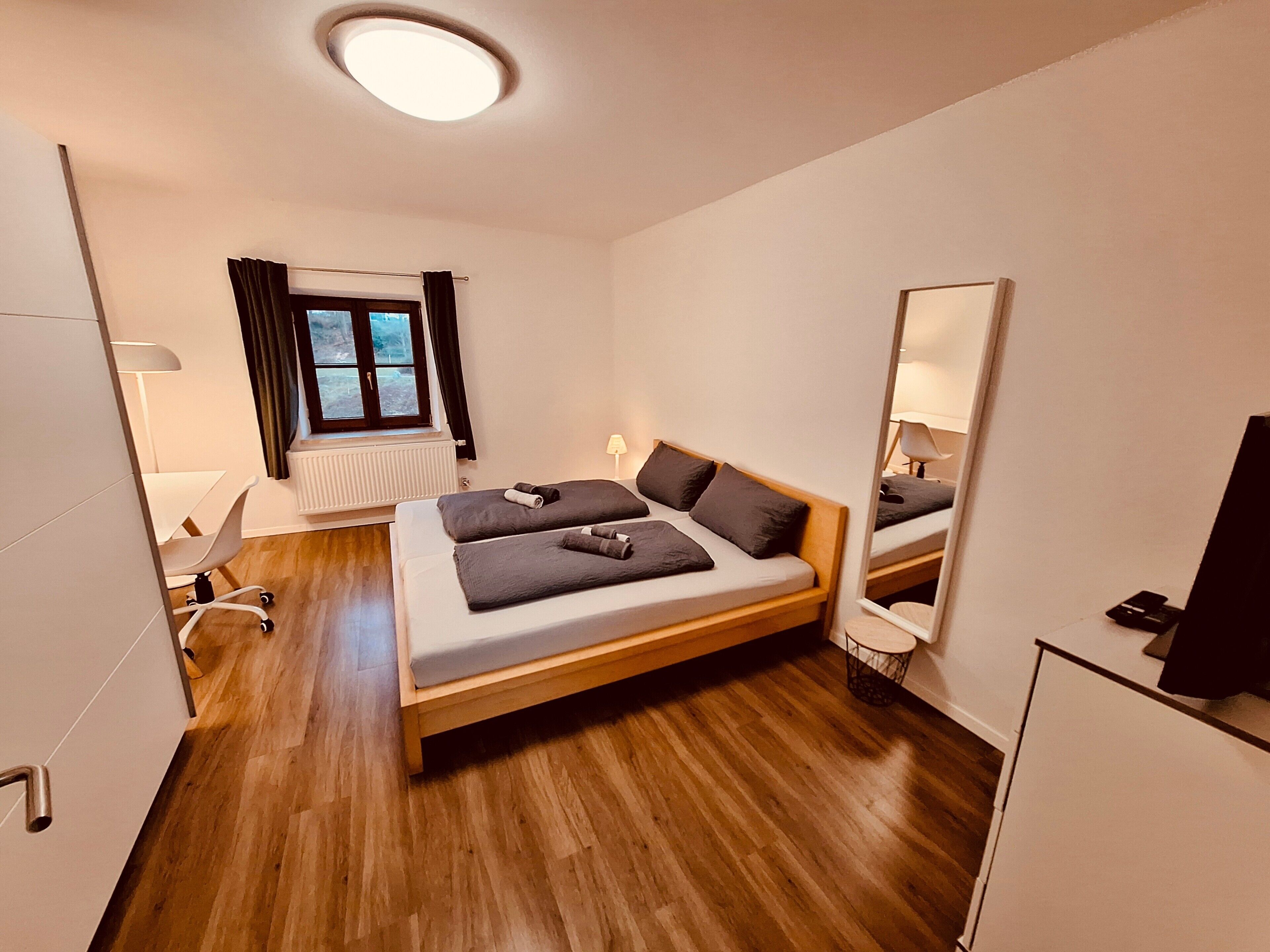 7 habitaciones, wifi gratis y ropa de cama 